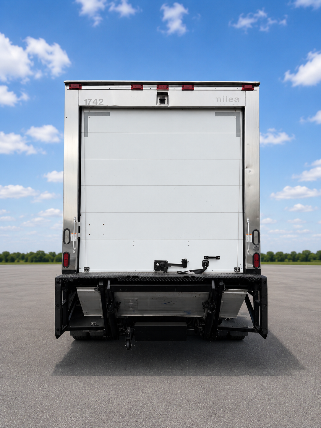 2017 Hino 338 Derated – Refrigerated Truck | Thermo King 1080 | Dual Curbside Doors | Liftgate-thumbmail-4