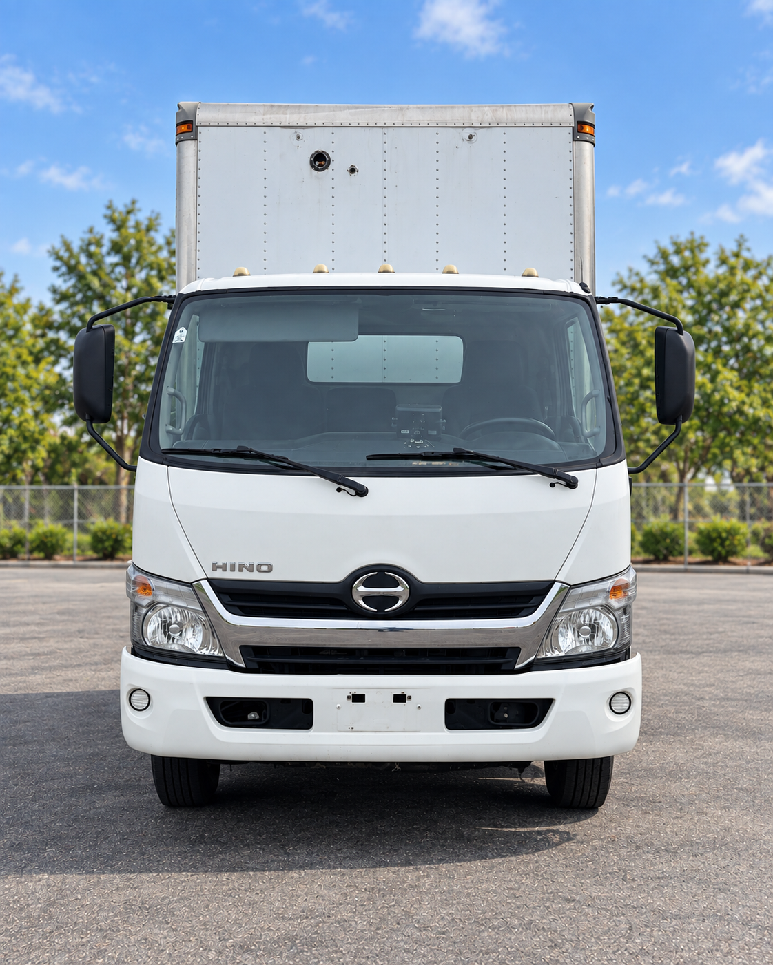 2020 Hino 195 18' Insulated Dry Body – 146,727 Miles-thumbmail-2
