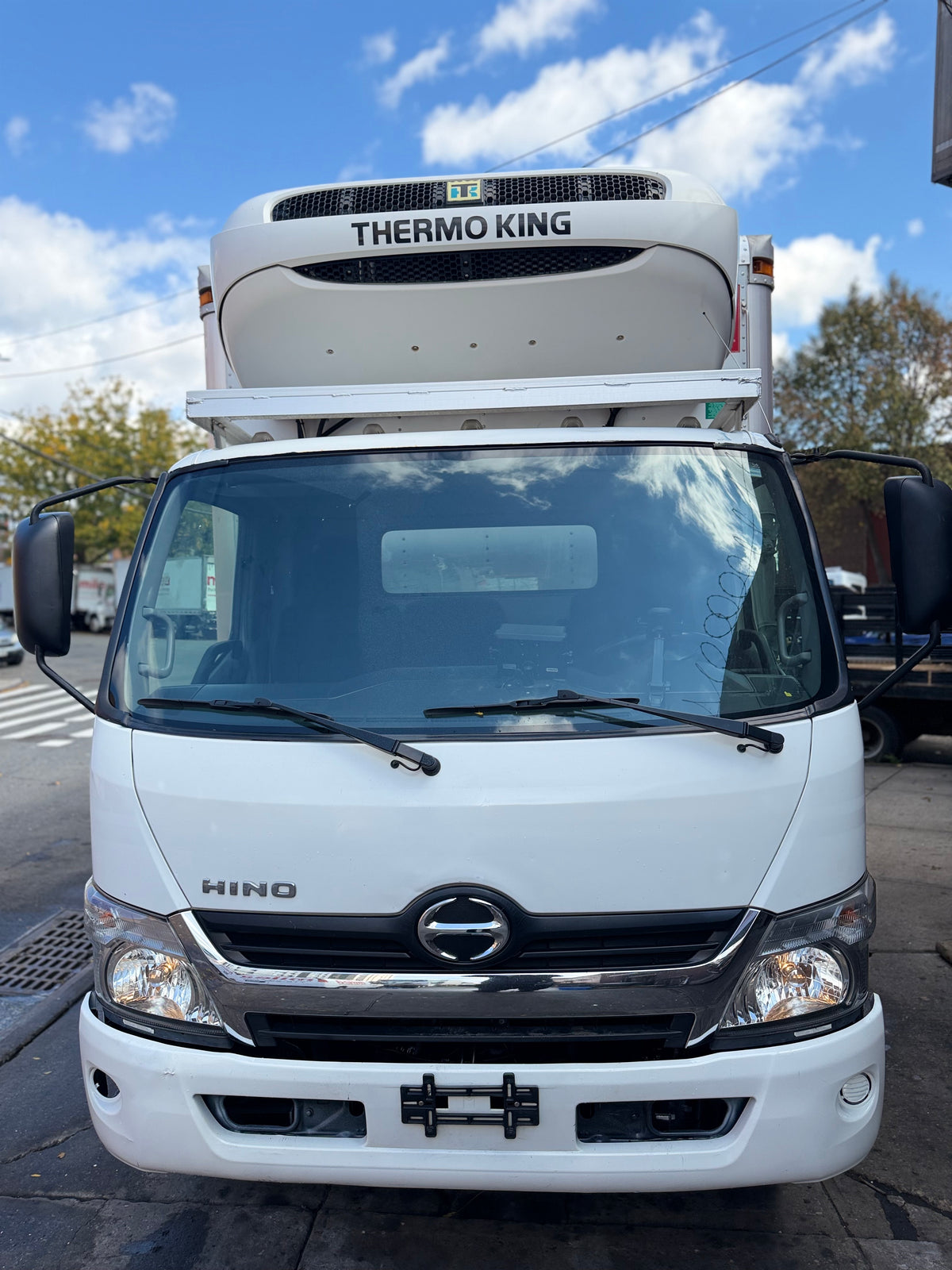 2019 Hino 195 18' Kidron Reefer Truck – Thermo King TK680R-50 – Liftgate-thumbmail-2