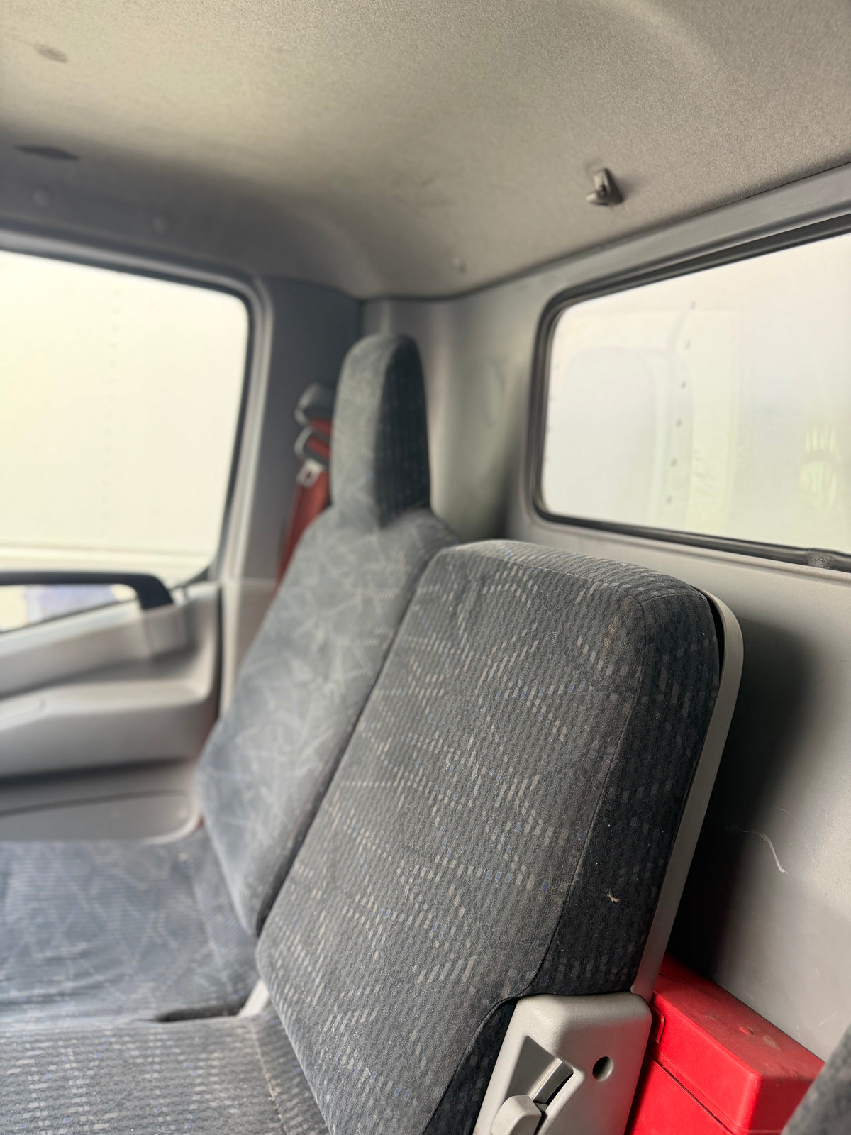 2019 Hino 195 18' Kidron Reefer Truck – Thermo King TK680R-50 – Liftgate-thumbmail-21