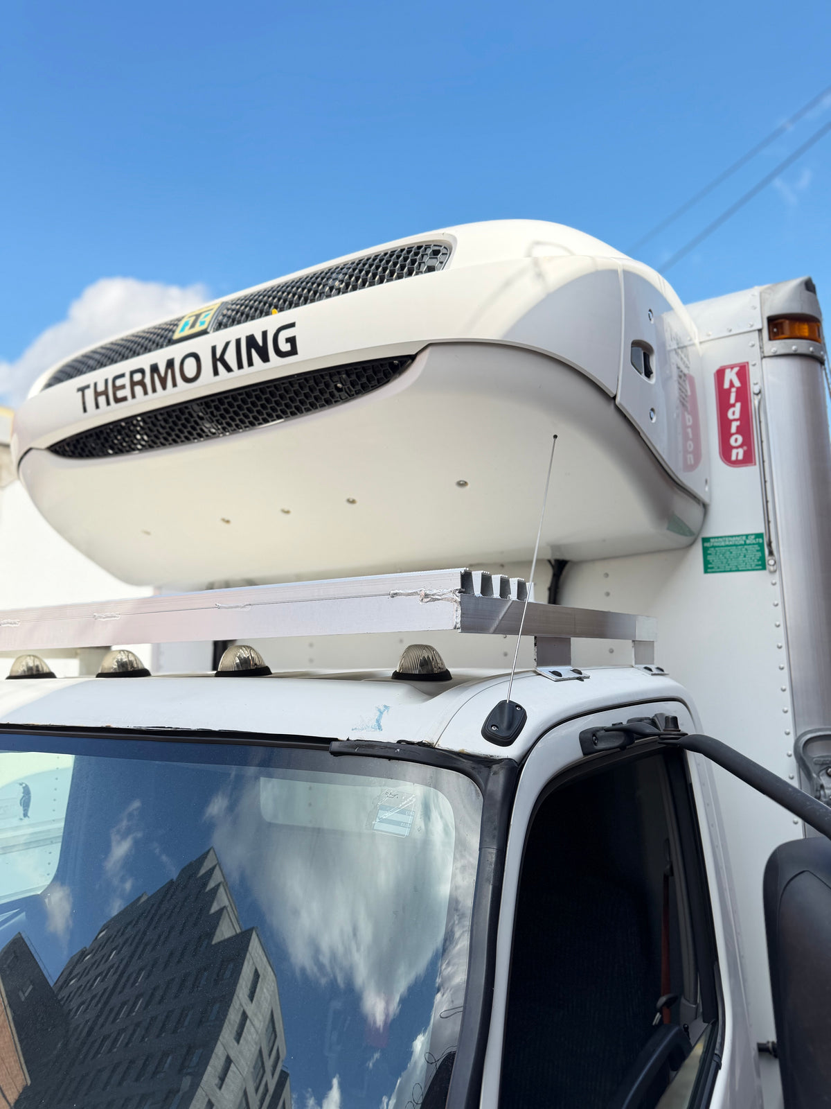 2019 Hino 195 18' Kidron Reefer Truck – Thermo King TK680R-50 – Liftgate-thumbmail-31