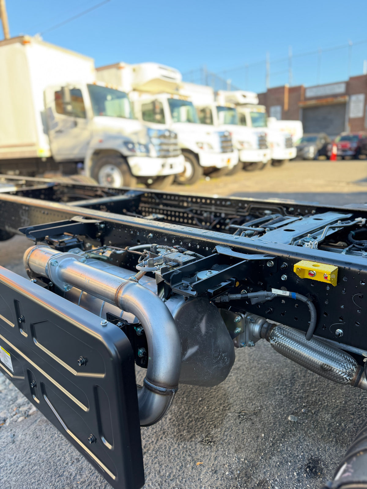 2027 ISUZU NRR 20'FT CHASSIS-thumbmail-13